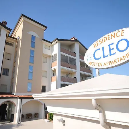 Appart hôtel Cleo 4*