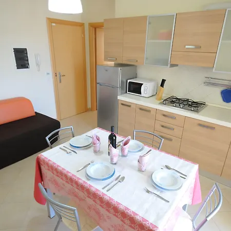 Appart hôtel Cleo 4*