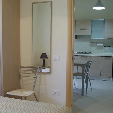 Appart hôtel Cleo 4*