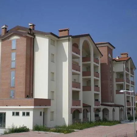 Appart hôtel Cleo 4*