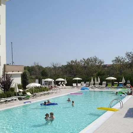 Aparthotel Cleo