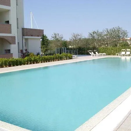 Cleo Appart hôtel Llido Degli Estensi
